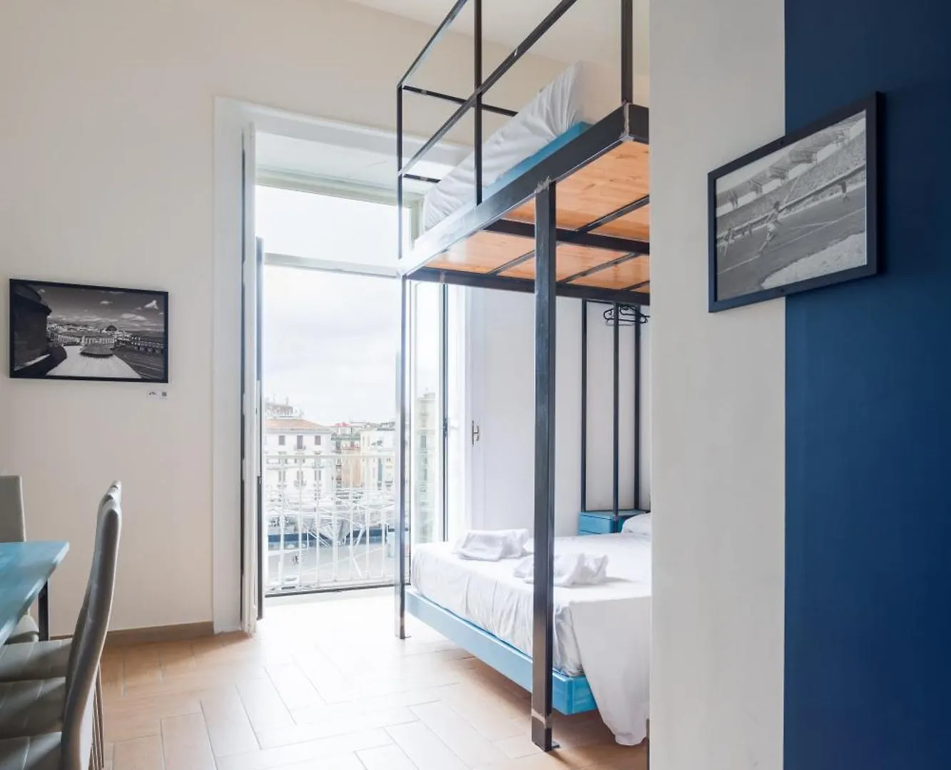 Aparthotel Central Station Housing Apartments By Dimorra Naples Italy