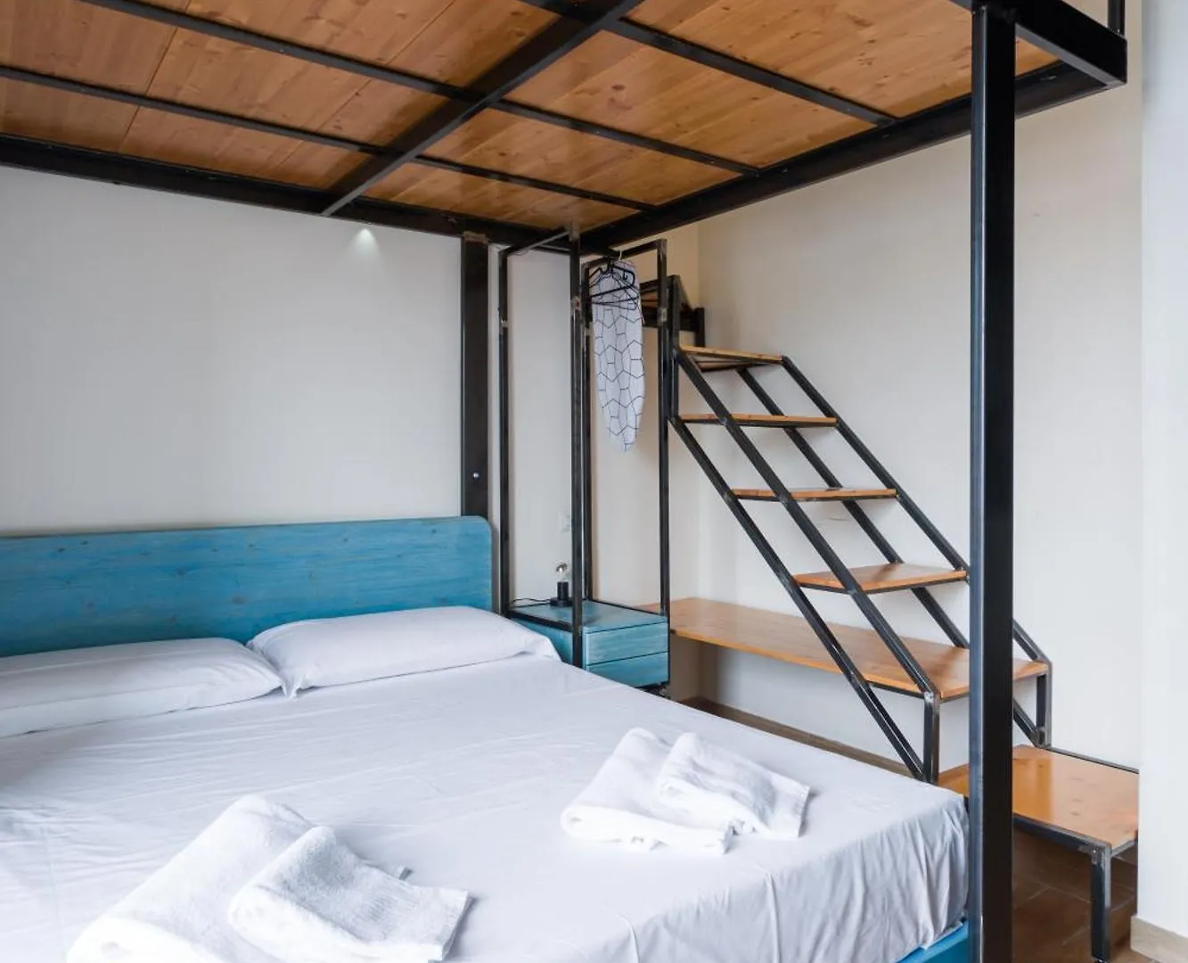 Central Station Housing Apartments By Dimorra Napoli Aparthotel