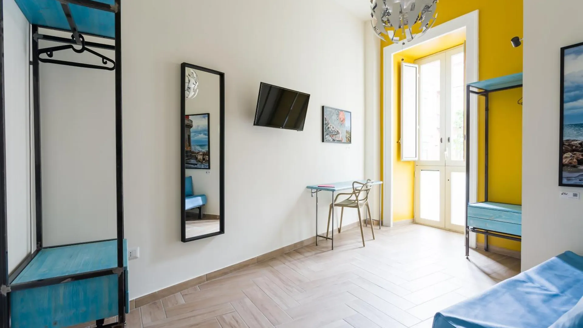 Central Station Housing Apartments By Dimorra Naples