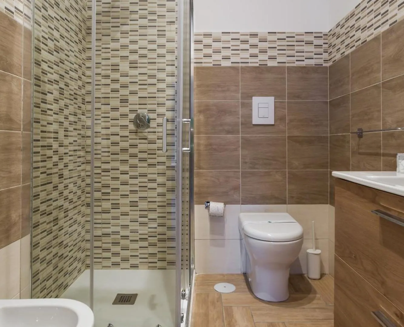 Aparthotel Central Station Housing Apartments By Dimorra Napoli